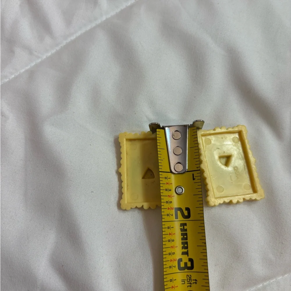 2 Fisher-Price Loving Family Dollhouse Food Drinks Desserts on Yellow Tray - Picture 3 of 3